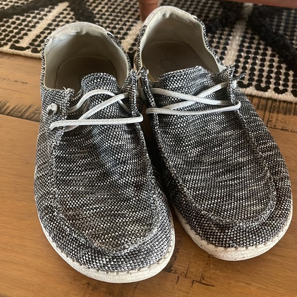 Grey Wendy Hey Dudes 🖤 size 10 - Picture 6 of 6